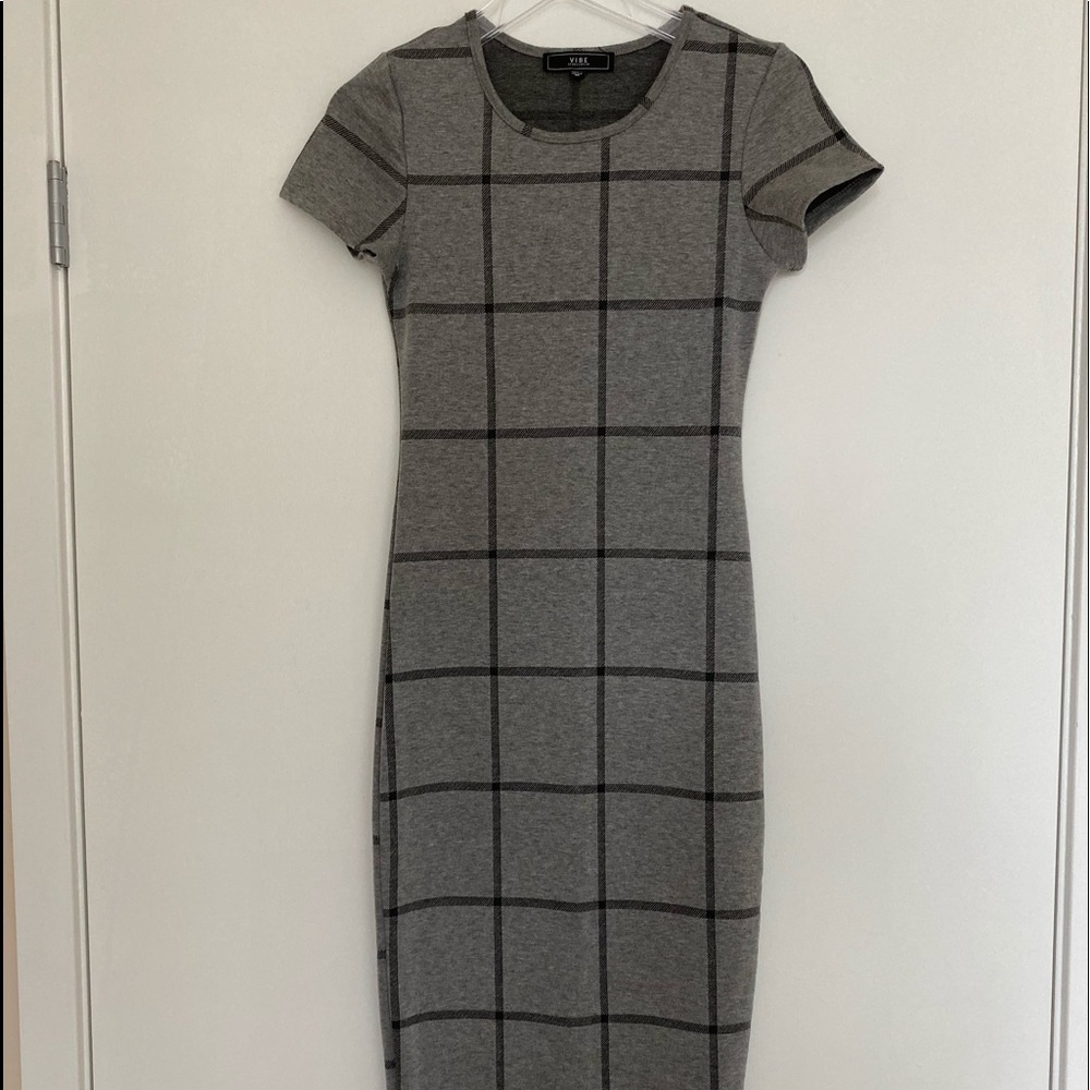 Vibe knee length dress.